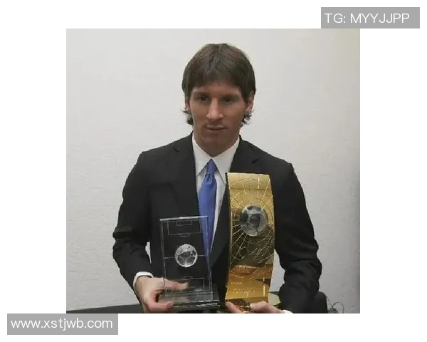 足球1号球星是谁 世界足坛传奇人物的荣誉与成就揭秘